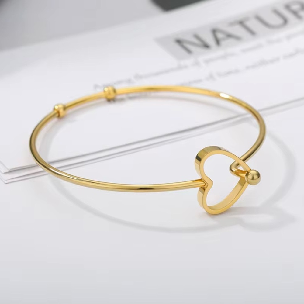 Gold Heart Bangle Bracelet - Women's Jewelry